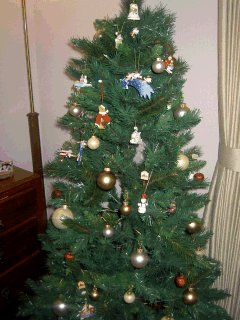 今年のクリスマスツリー：飾り付け済み